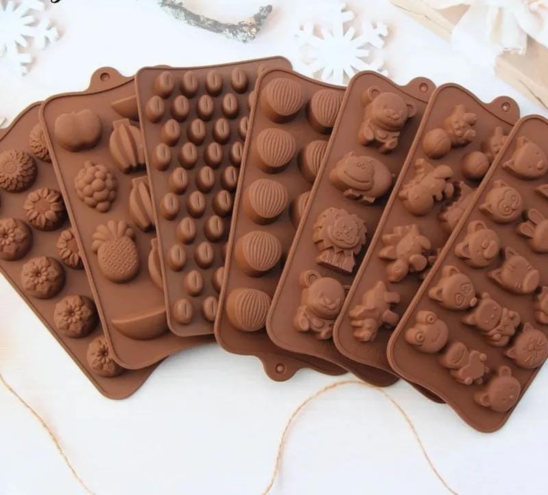 Silicone Chocolate Mold ( RANDOM DESGIN ) In Pakistan